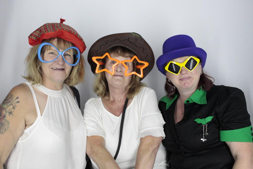 Lisa's 50th Birthday  | View more photos from the event at gallery.myphotoboothexperience.co.uk/u/MyPhotoBoothExperienceLtd/Lisas-50th-Birthday